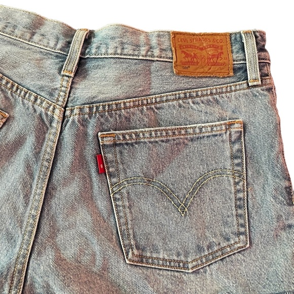Levi’s 501 Original Short - Picture 5 of 12